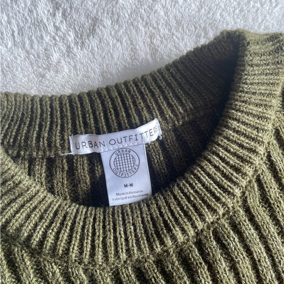 UO Army Green Ribbed Sweater - Picture 3 of 6